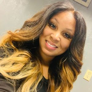 Meet your Posher, Markayla